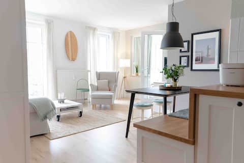 LEE NEUN Beach Apartment