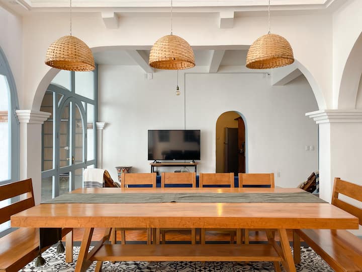 House of spacious spaces with parking Houses for Rent in Oaxaca de