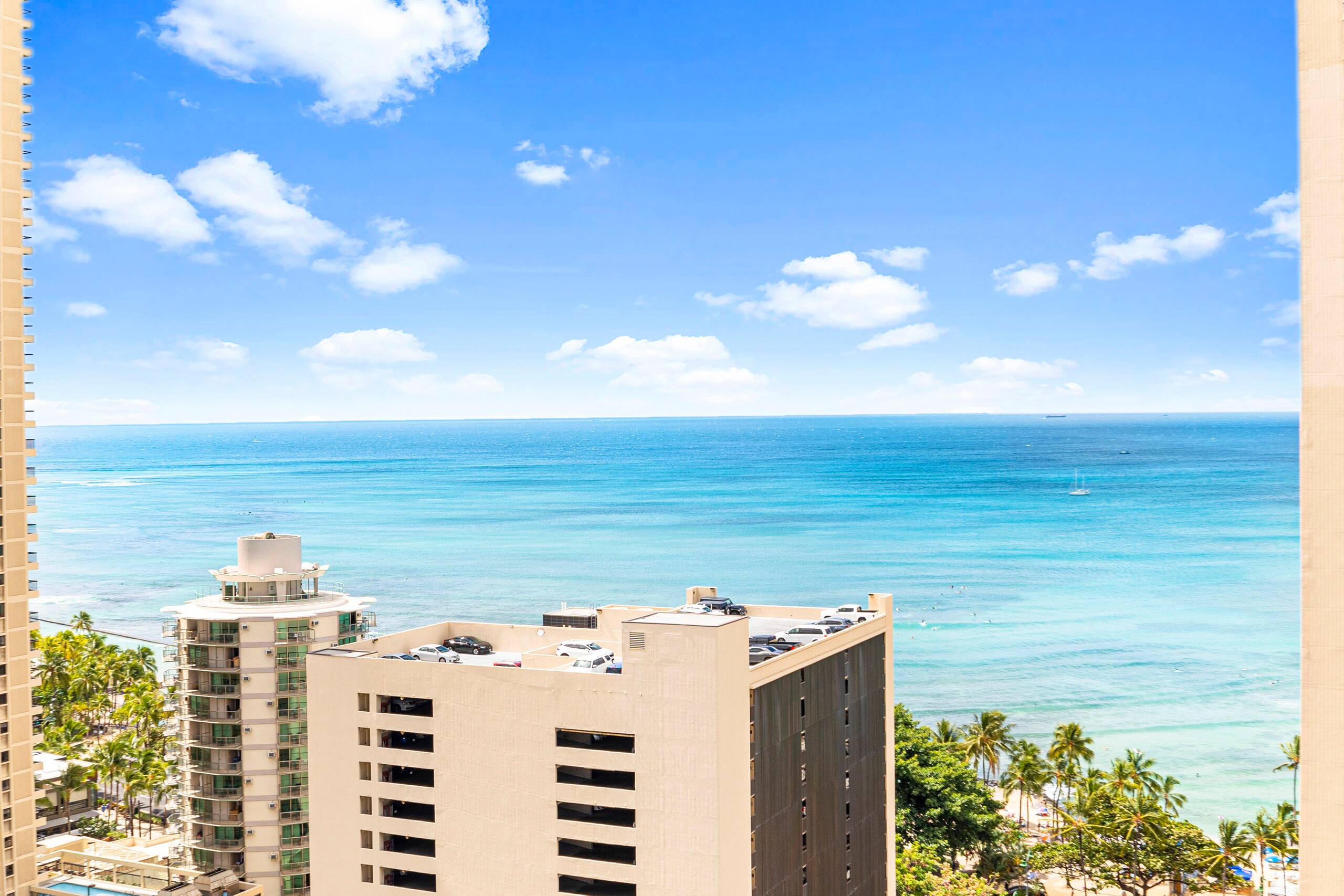 Condo in Honolulu · ★4.79 · 1 bedroom · 2 beds · 1 private bath - Image 26