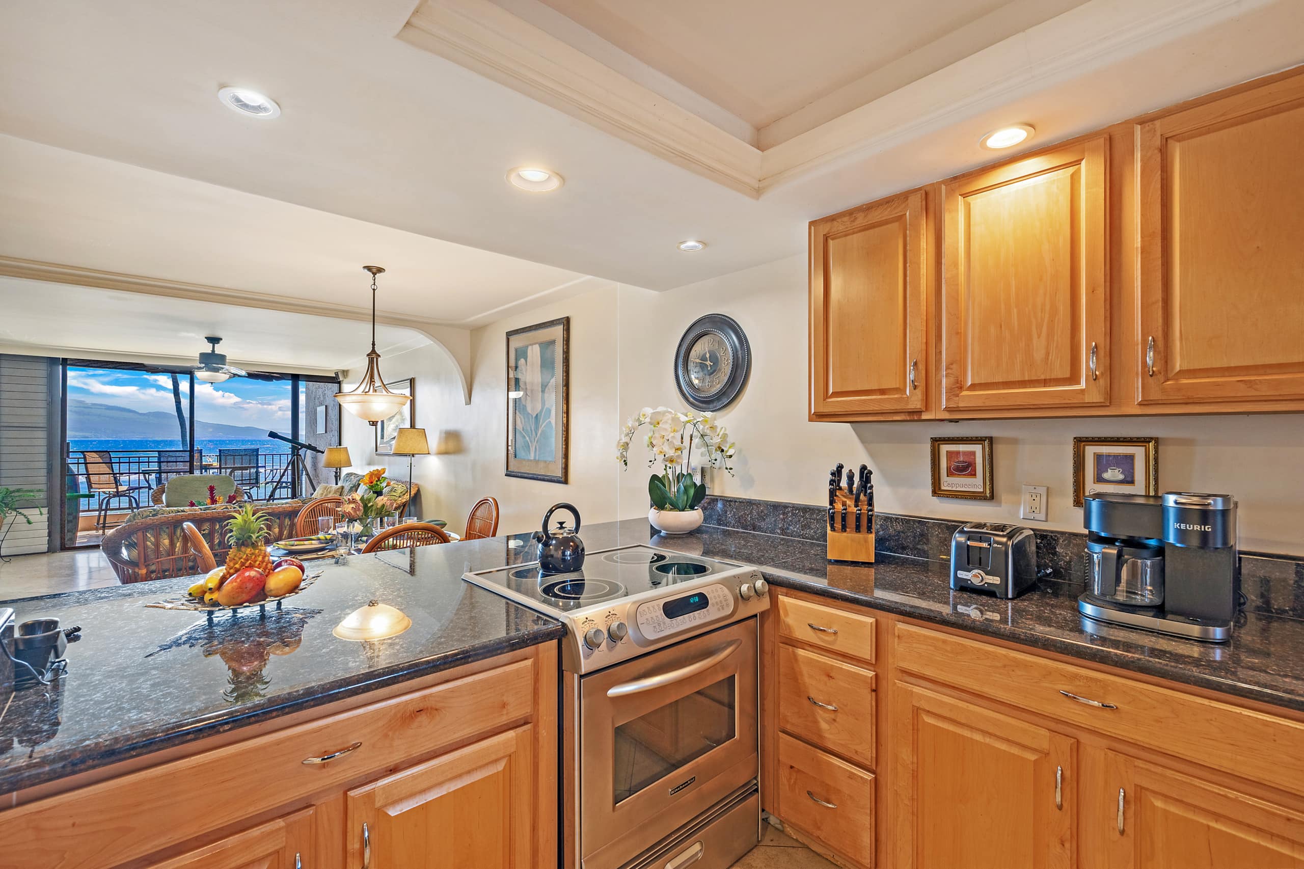 Condo in Wailuku · ★4.82 · 2 bedrooms · 3 beds · 2 baths - Image 7