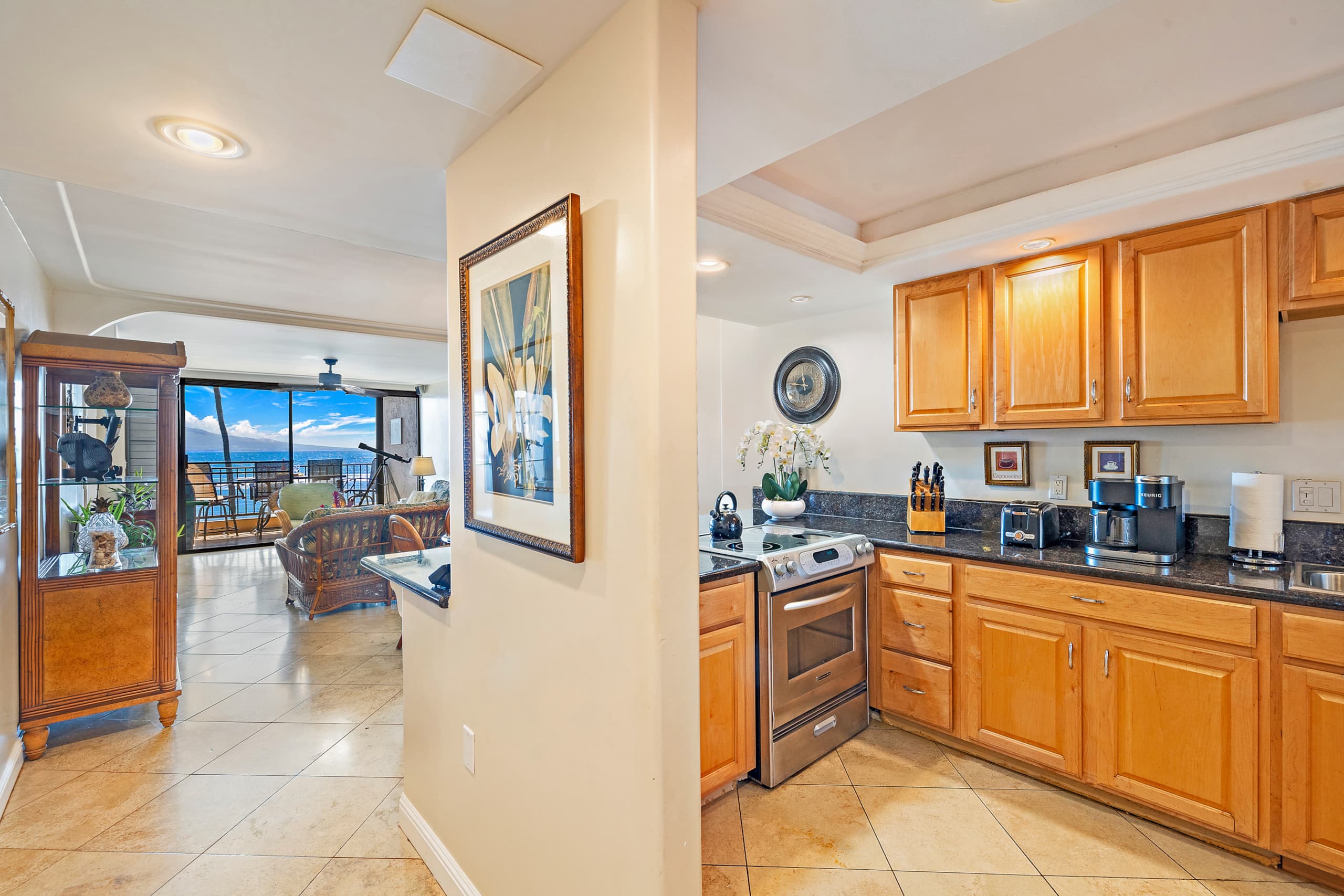 Condo in Wailuku · ★4.82 · 2 bedrooms · 3 beds · 2 baths - Image 12