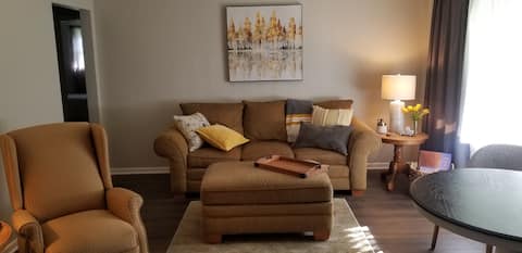 Popular Airbnb listing: The Sunny Side in Rochester