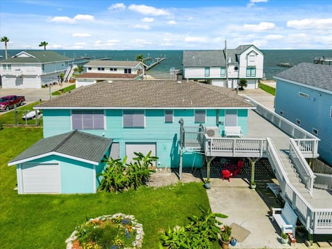 Cool Breeze - home with View of Galveston Bay
