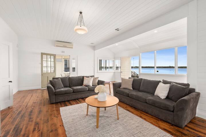 Riverside – 6 bedroom – Family Retreat – Portrush gallery image 4