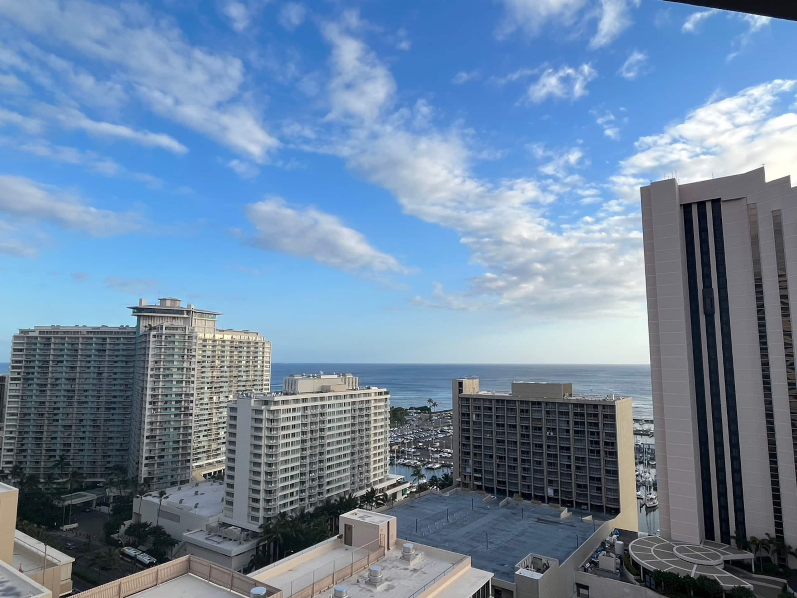 Condo in Honolulu · ★4.66 · 1 bedroom · 2 beds · 1 shared bath - Image 26