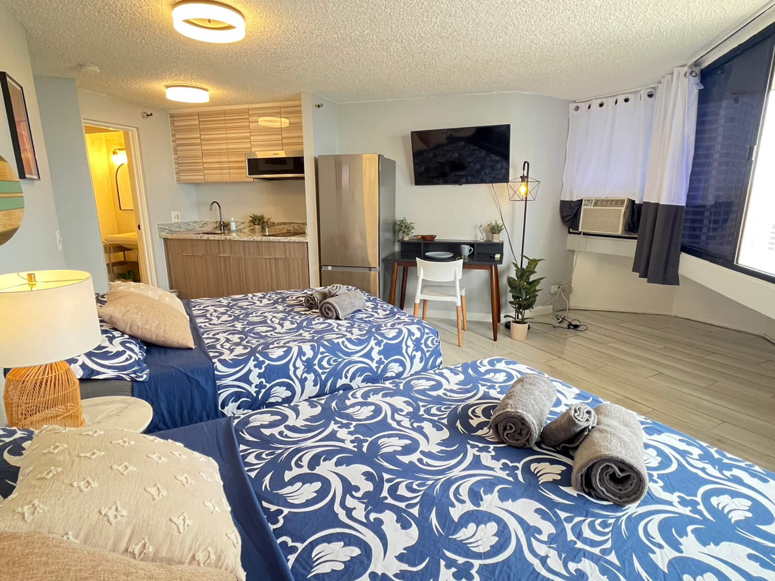 Condo in Honolulu · ★4.75 · 1 bedroom · 2 beds · 1 shared bath - Image 16
