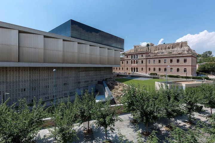 Exceptional Acropolis View Apt