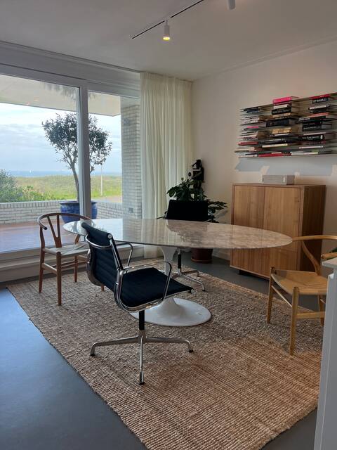 Luxury Apartment with Sea View II