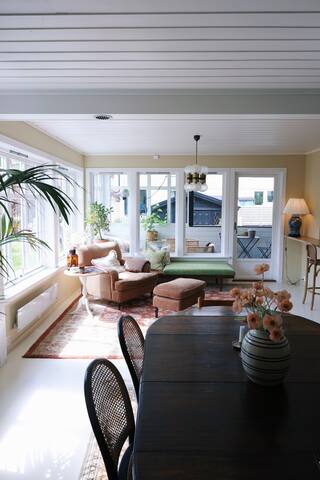 Bolig med stor og frodig hage gallery image 2