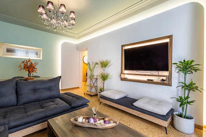 Periklis luxury apartment