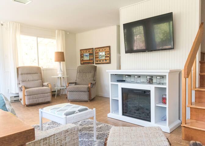 Rustic Retreat- Bois Joli Beach gallery image 4