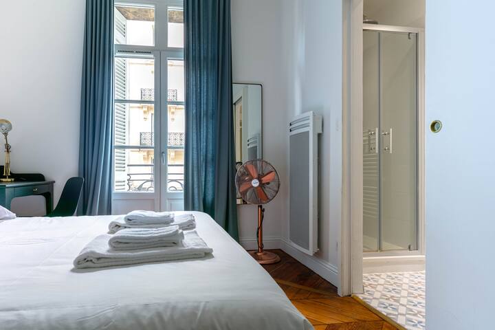 7 Traveller Family Apartment Bordeaux City Centre gallery image 4