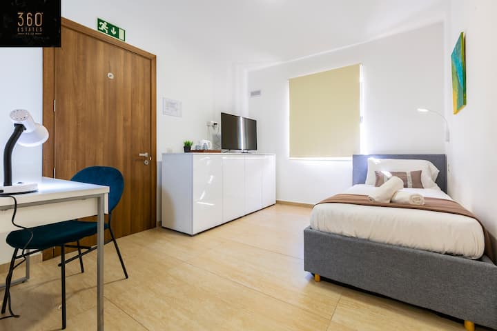 Stylish 1br Meridian In Central St Julians - Malte