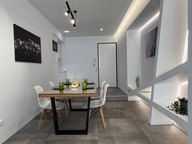 The Dazzling Glimpse Acropolis Suites 302 gallery image 3