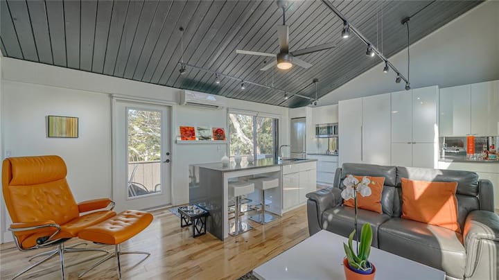 Architectural Luxury Loft Treehouse-steps To Beach - 西埃斯特基