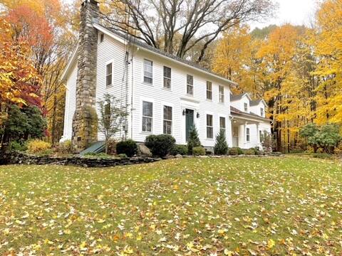 Vintage Farmhouse