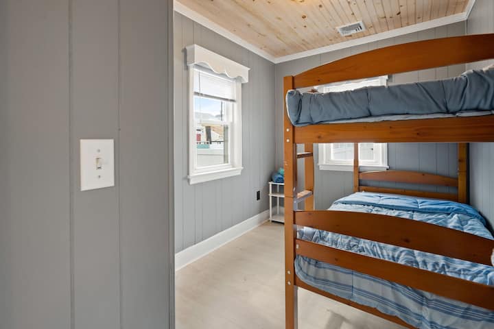 غرفة النوم 2 - سرير مزدوج بطابقين