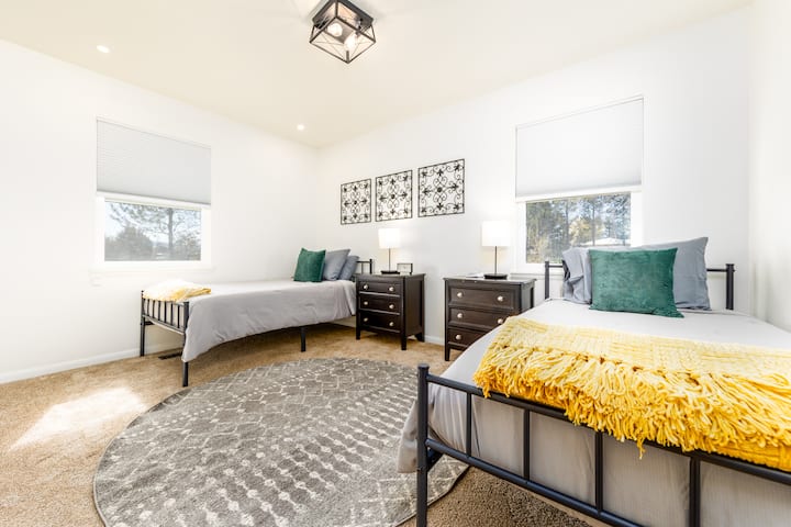 ห้องนอนเตียงคู่ 2 ห้อง