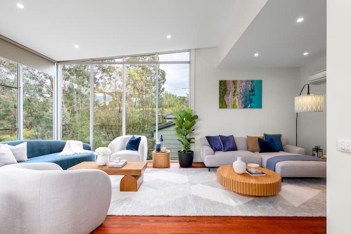 Serenity by the Creek – Luxury Retreat gallery image 2