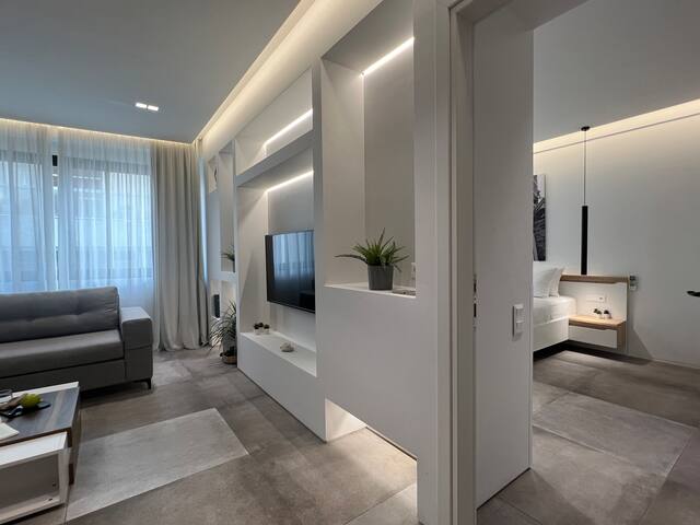 The Dazzling Glimpse Acropolis Suites 301 gallery image 5
