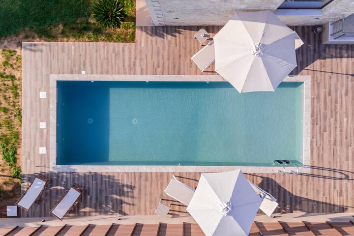 Villa Pervoli – beautiful villa with pool gallery image 3