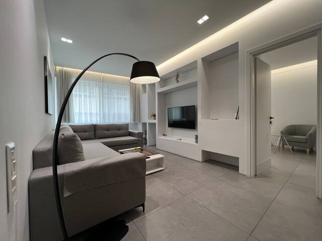 The Dazzling Glimpse Acropolis Suites 201 gallery image 5