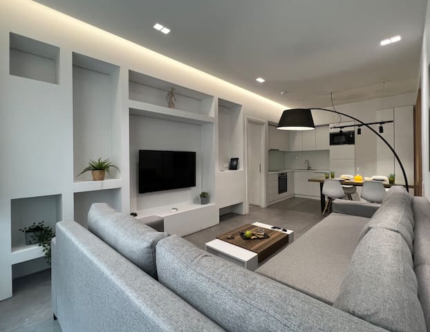 The Dazzling Glimpse Acropolis Suites 201