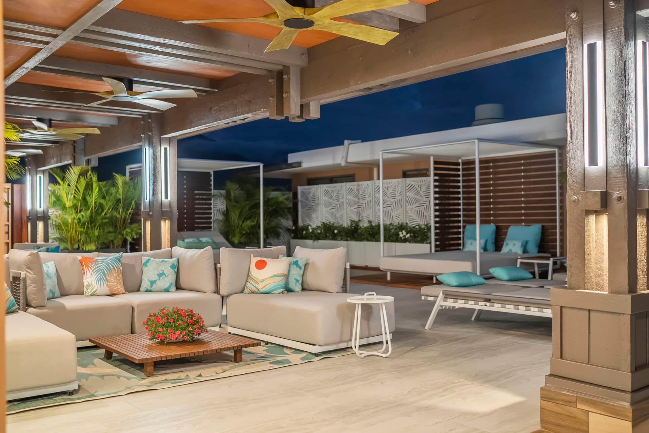 Rooftop at Lahaina Roads - Image 48