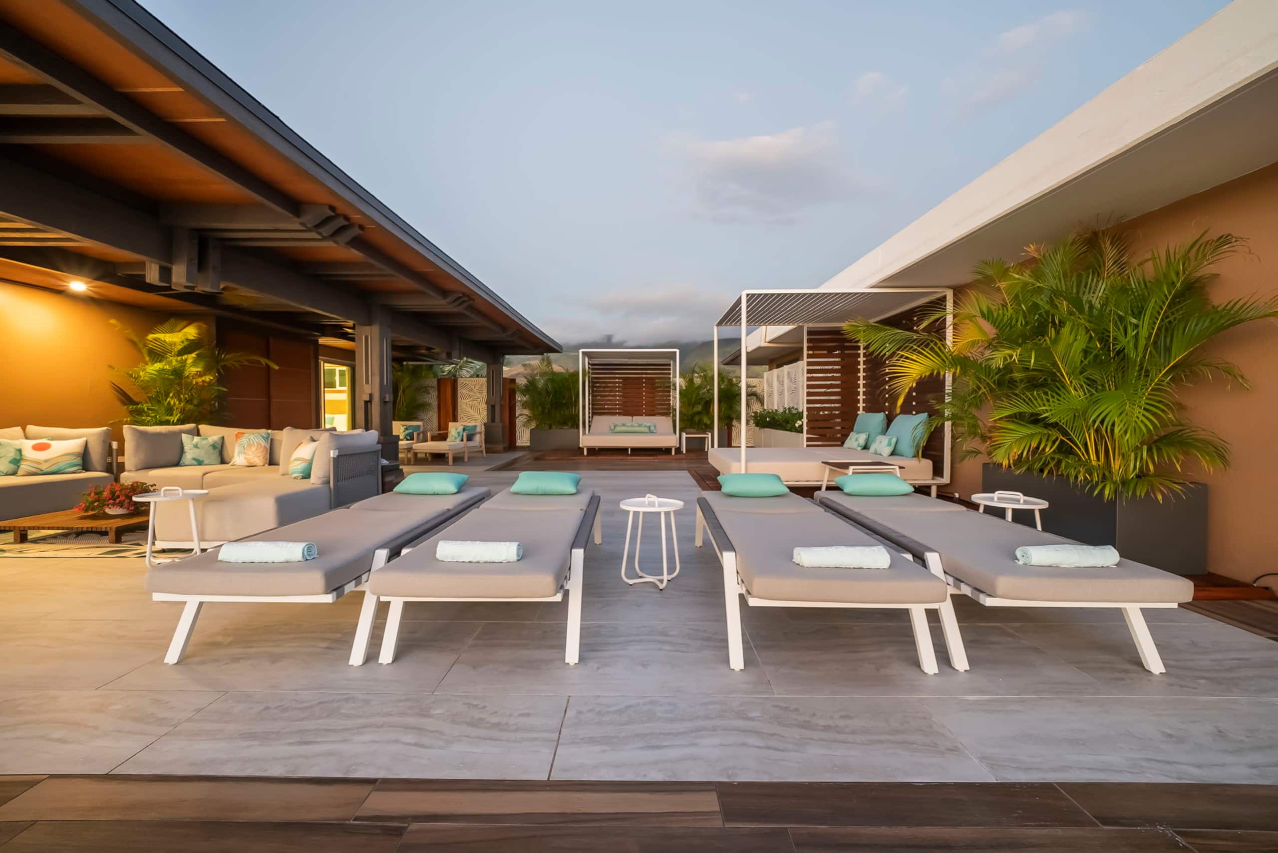 Rooftop at Lahaina Roads - Image 49