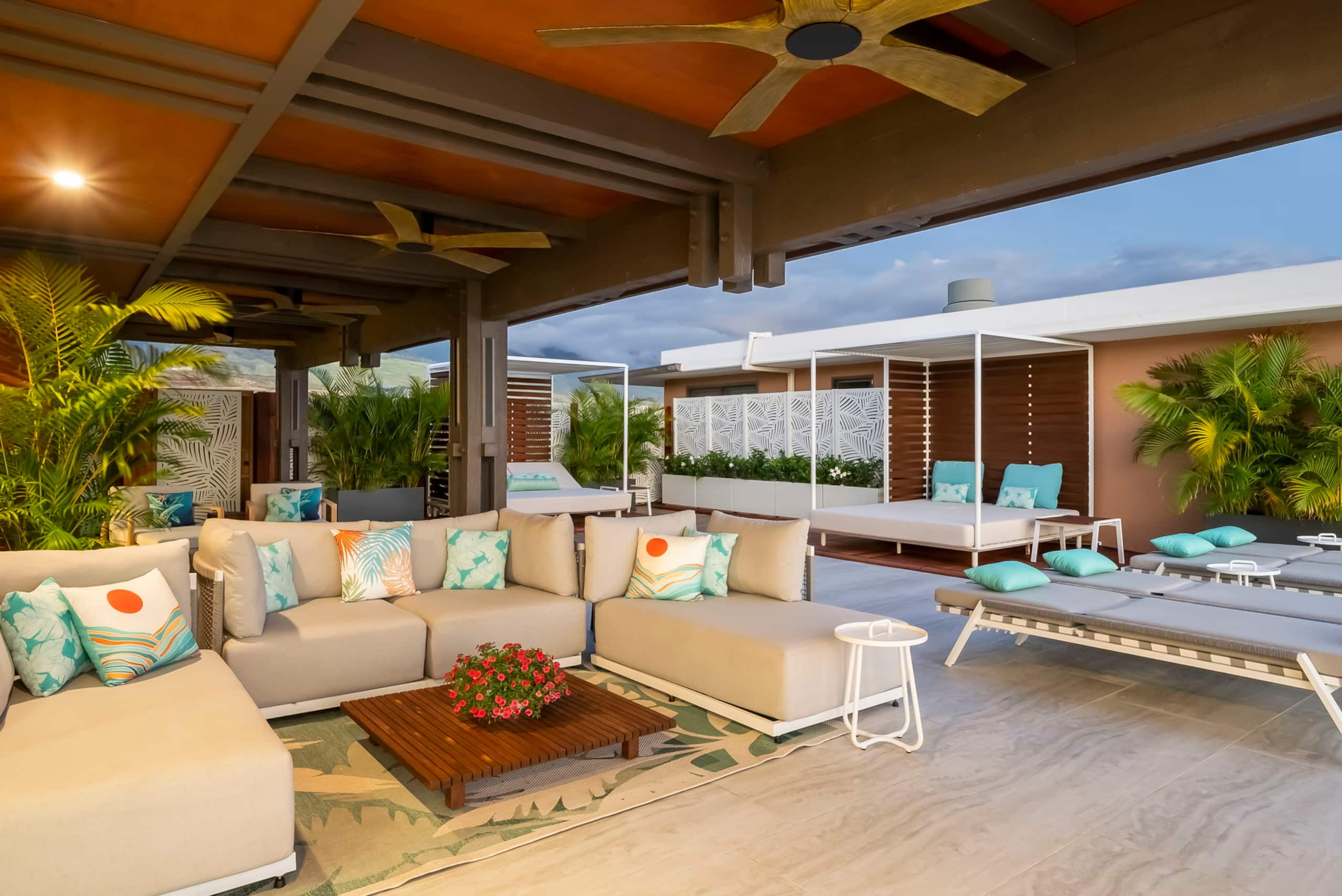 Rooftop at Lahaina Roads - Image 50