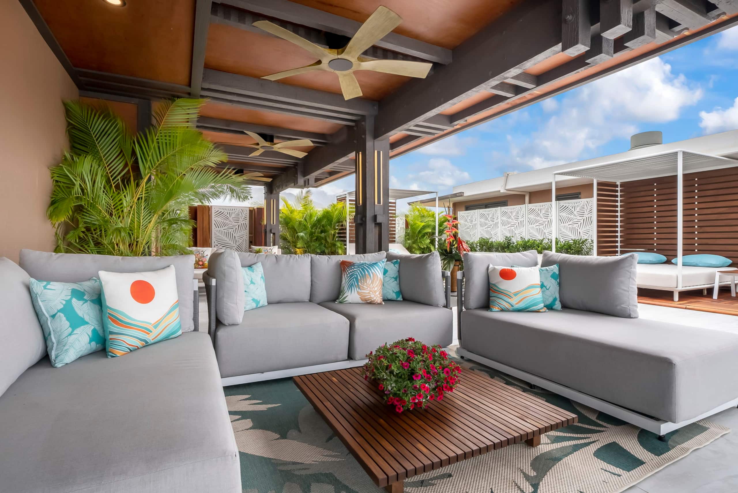 Rooftop at Lahaina Roads - Image 40