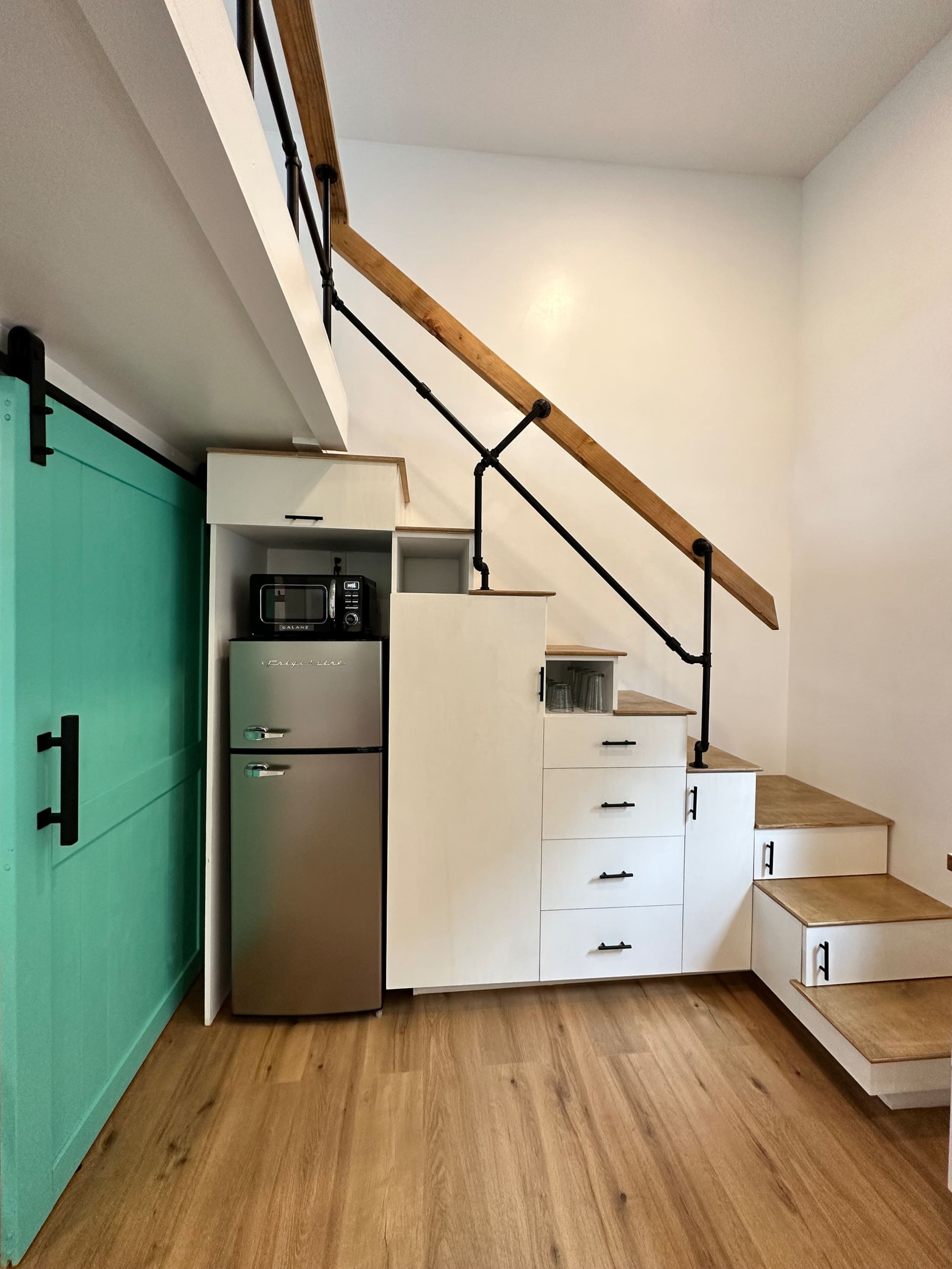Home in Kailua-Kona · ★4.99 · 1 bedroom · 1 bed · 1 bath - Image 5