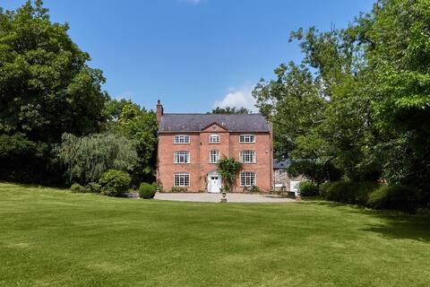 Historic Queen Anne property - The Sherriffs