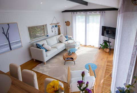 Unique houseboat in Harlingen