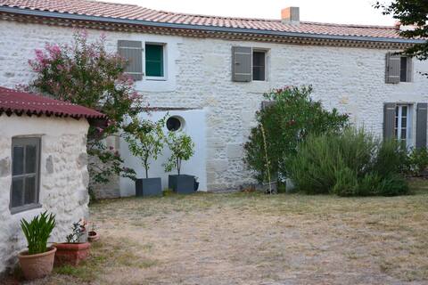 House with beautiful view of the Gironde