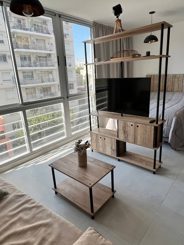 Kitnet mobiliada em San Telmo com piscina