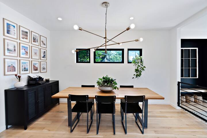 Luxury Home Steps from Tennyson gallery image 5