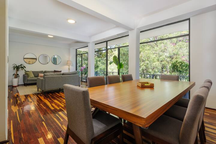 Polanco Newly Renovated 4BR/2BA