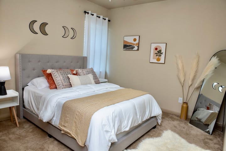 غرفة نوم الضيوف 