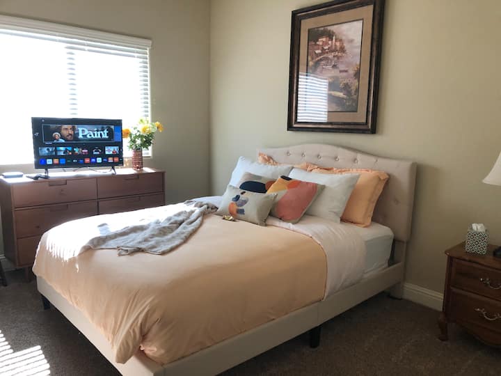 Bedroom #3, New Queen, TV, night stand, lamp, luggage rack - double door closet.