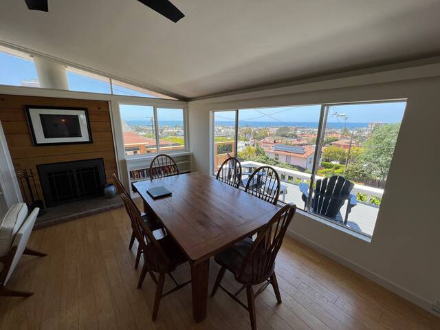 Village of La Jolla | Ocean Views | Entire Home gallery image 3