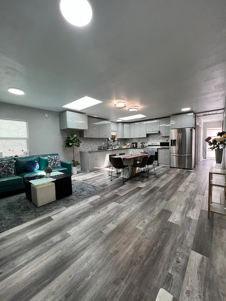 Charming 4BR Retreat near Santana Row Houses for Rent in San Jose