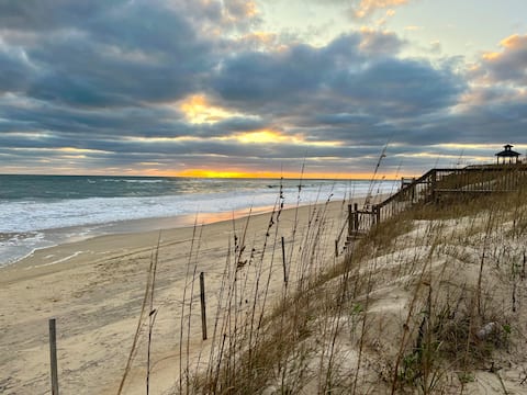 NEW! Stunning Beach House w/Ocean View & Hot Tub!