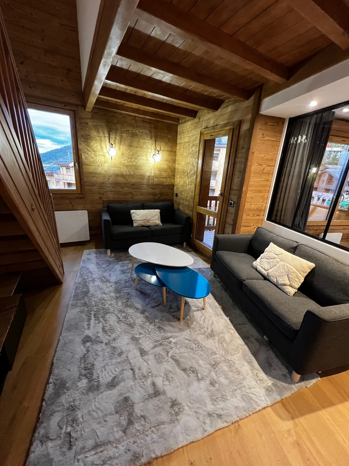 Top Airbnb: 3 bedroom, 2 bathroom, ski-in/out apartment in Les Avanchers Valmorel