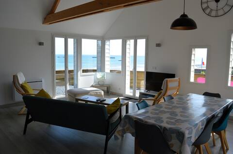 The perch with sea view, 300 m from the beach