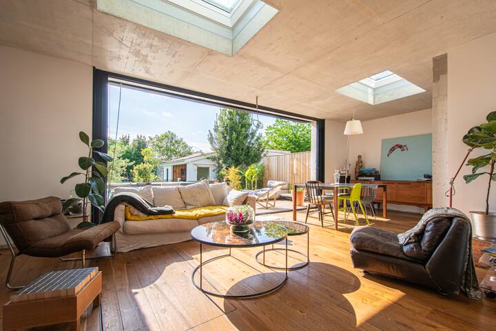 Chez Adrien et Anouk gallery image 2