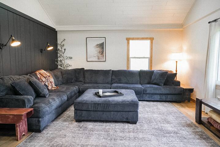 Wild Mountain Retreat gallery image 3