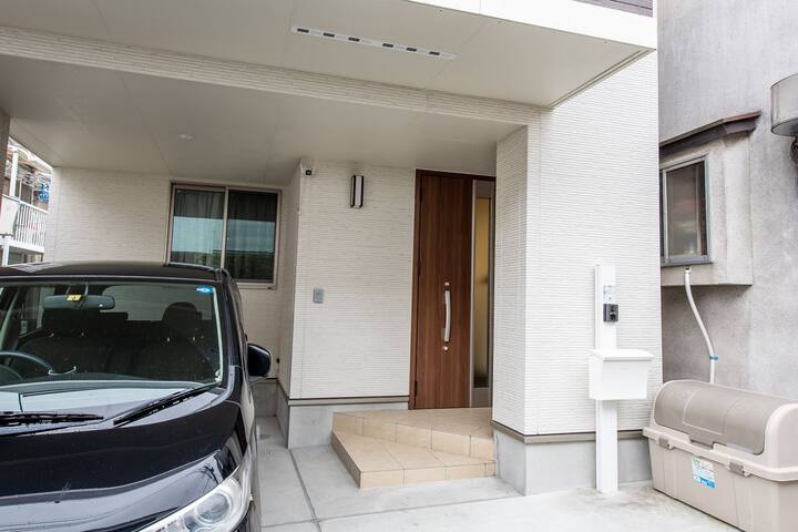 高田馬場駅徒歩4分/3LDK最大14名/高速Wi-Fi/長期滞在/閑静な住宅街にある一軒家 gallery image 3