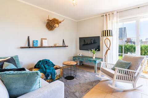 Top Airbnb: Apartment togetherness between marina and sea in Karlshagen