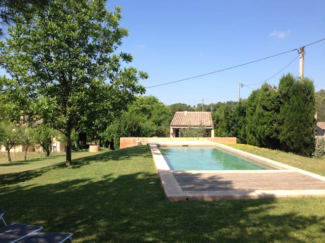 Casa rural “masía” con piscina